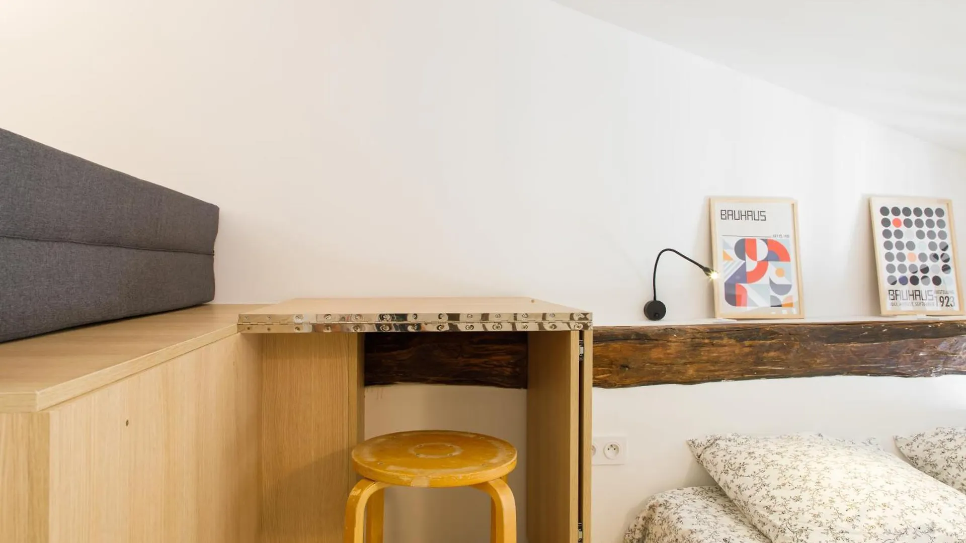 Pleasant 1Bd Duplex For 4 Batignolles Apartment Paris